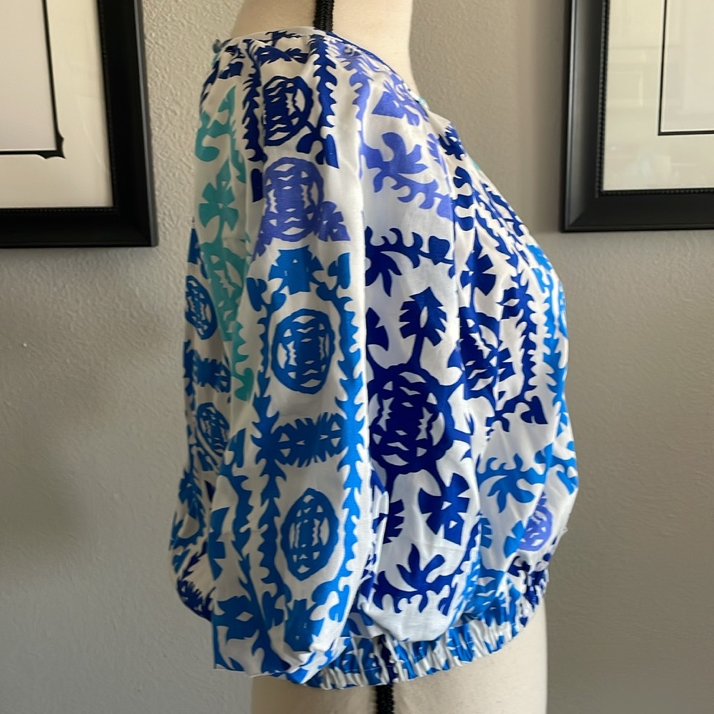 ♥️Catherine Malandrino♥️Blue and White Women's Blouse Size (Medium) - Picture 4 of 9